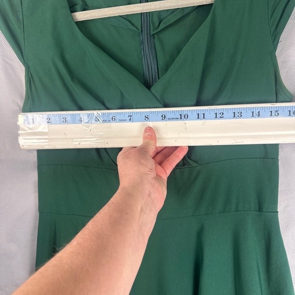 Cbonfinedress Women Solid Cap Sleeve V Neck Fit Flare Midi Dress Green Size M - Picture 6 of 12